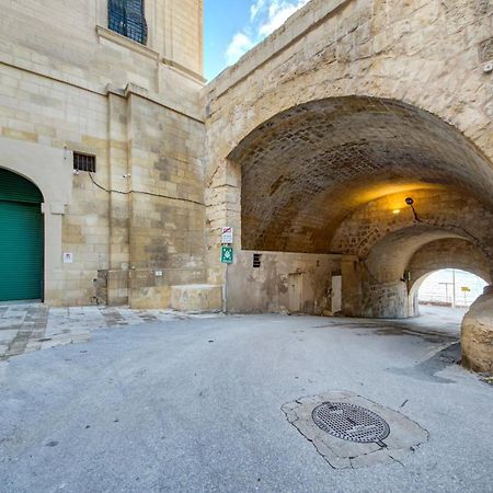 Sally Port 29 فاليتا المظهر الخارجي الصورة